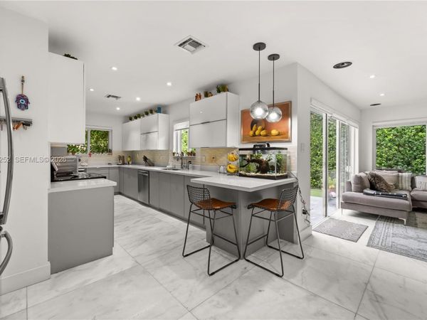 721 Bird Rd, Coral Gables, FL 33146