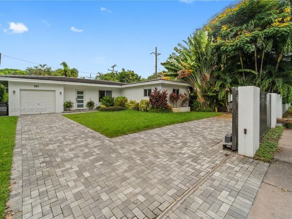 721 Bird Rd, Coral Gables, FL 33146