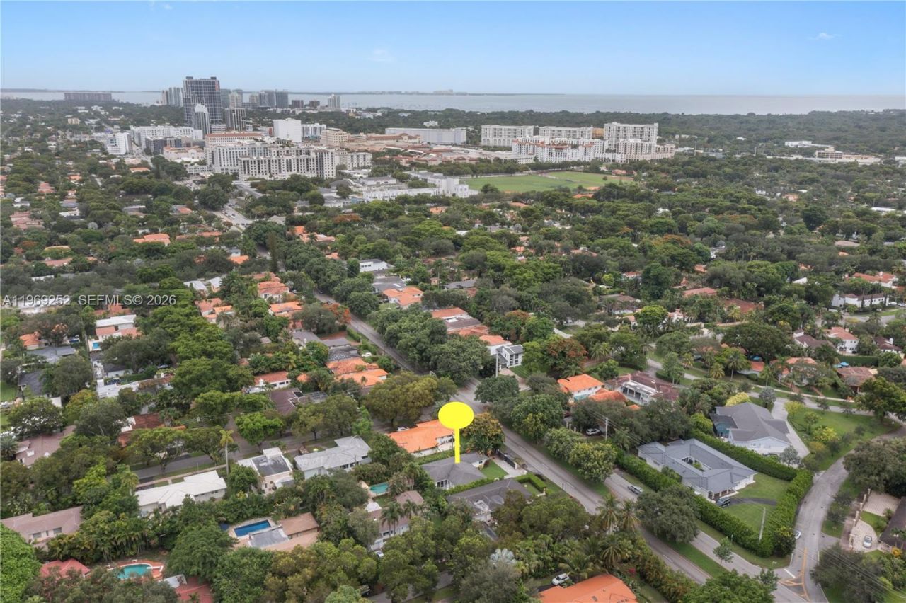 721 Bird Rd, Coral Gables, FL 33146 Photo