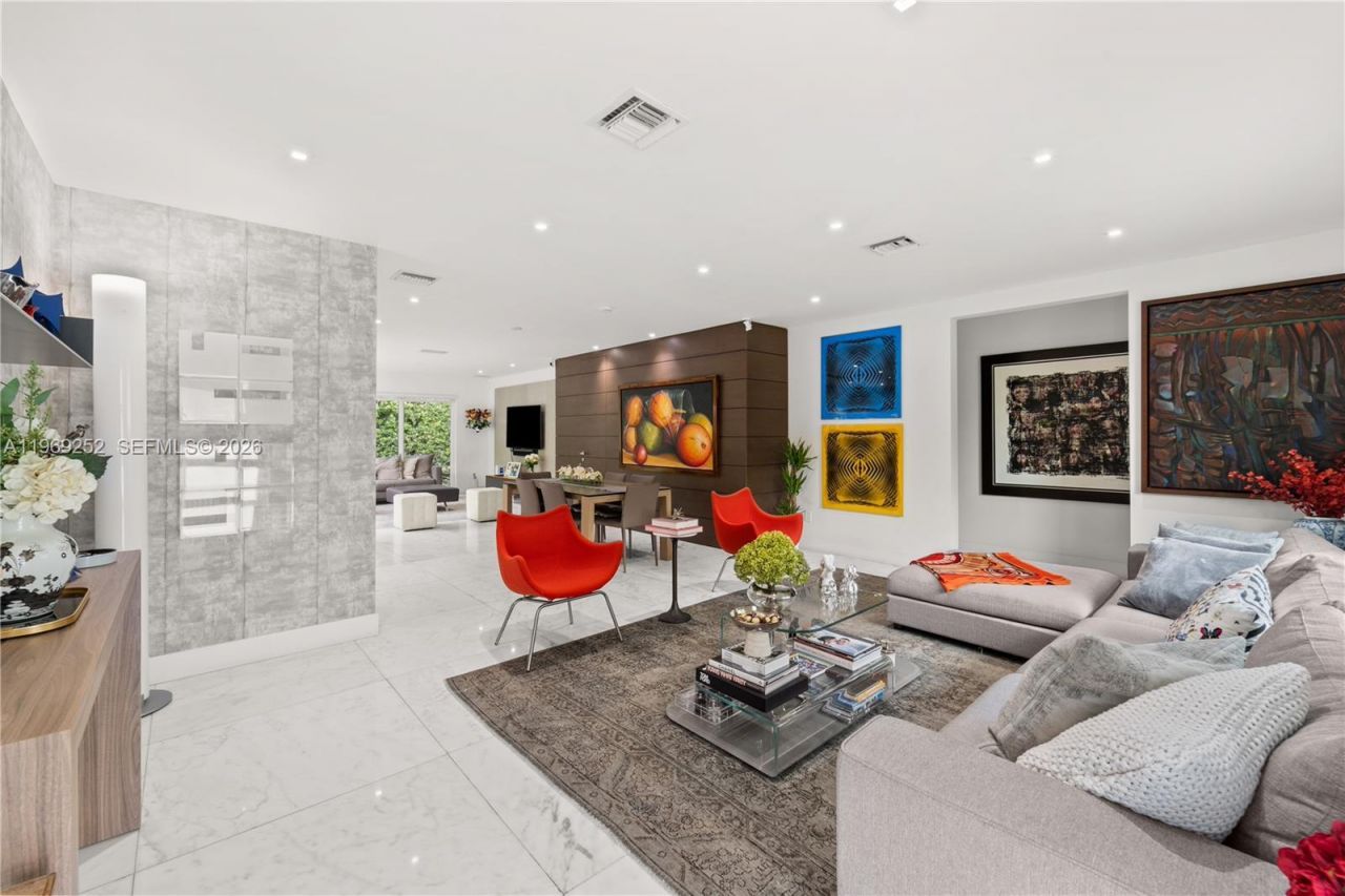 721 Bird Rd, Coral Gables, FL 33146 Photo