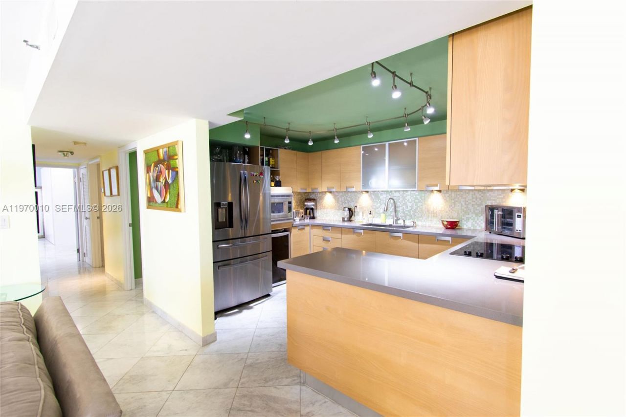 1623 Collins Ave, Unit PH1010, Miami Beach, FL 33139 Photo