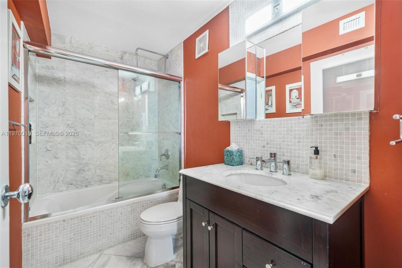 1623 Collins Ave, Unit PH1010, Miami Beach, FL 33139 Photo