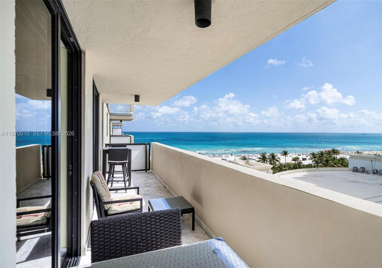 1623 Collins Ave, Unit PH1010, Miami Beach, FL 33139 Photo