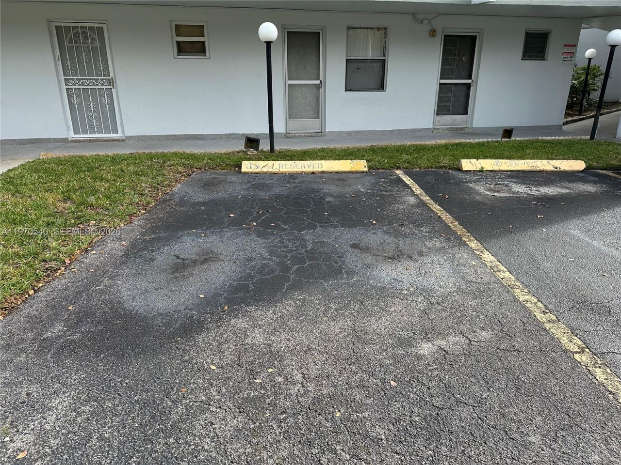 1351 NE 191st St, Unit E107, Miami, FL 33179 Photo