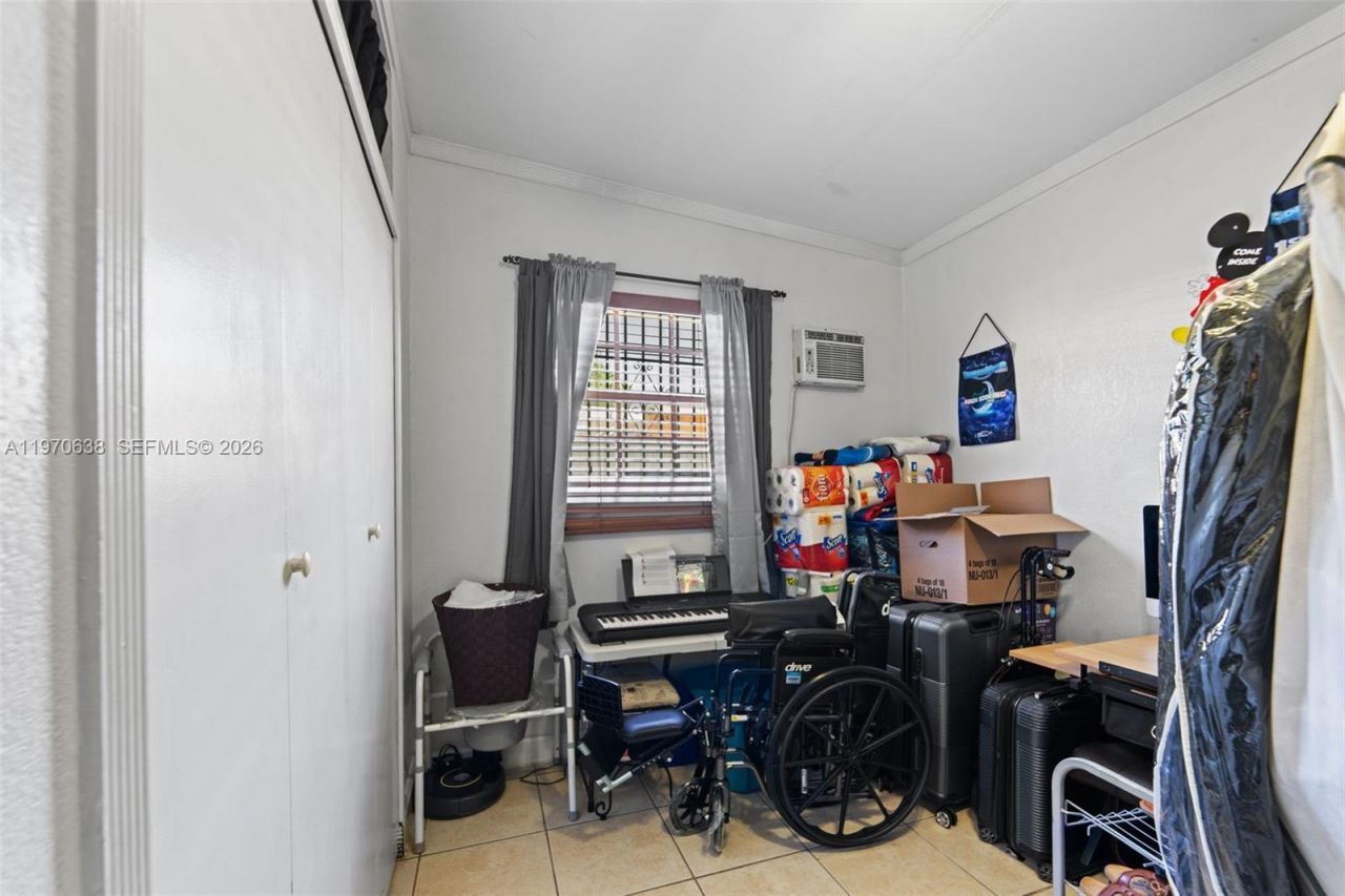 3140 NW 59th St , Miami, FL 33142 Photo