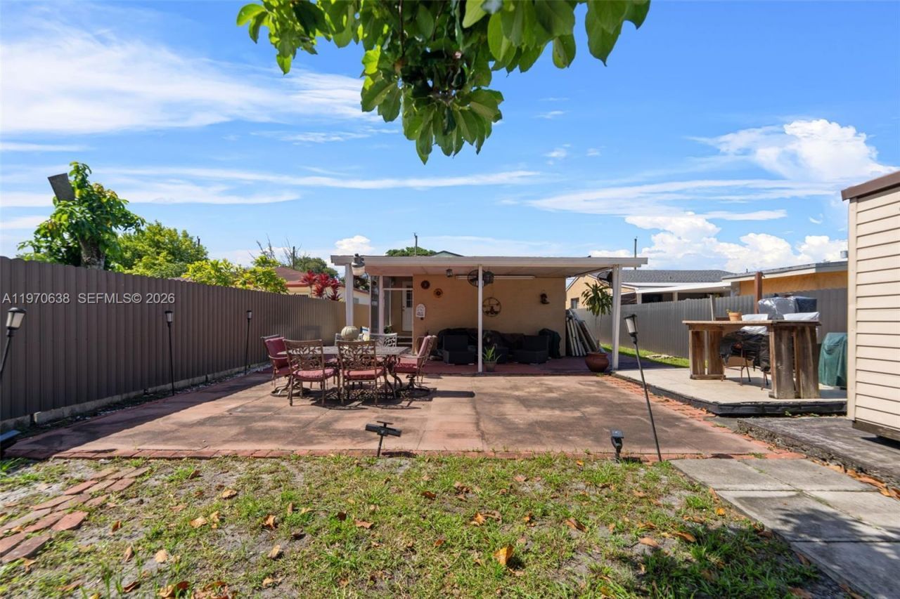 3140 NW 59th St , Miami, FL 33142 Photo