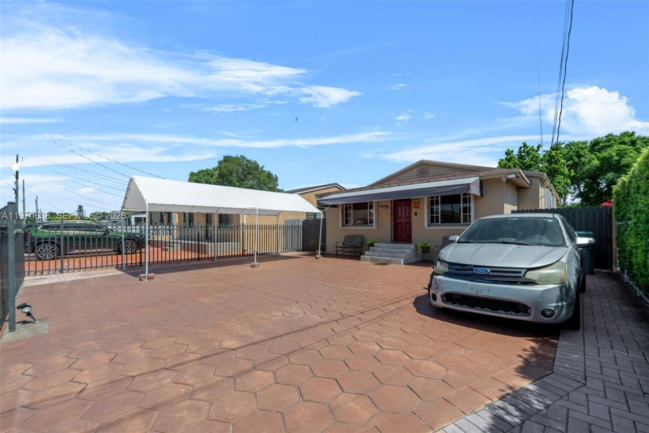 3140 NW 59th St , Miami, FL 33142 Photo