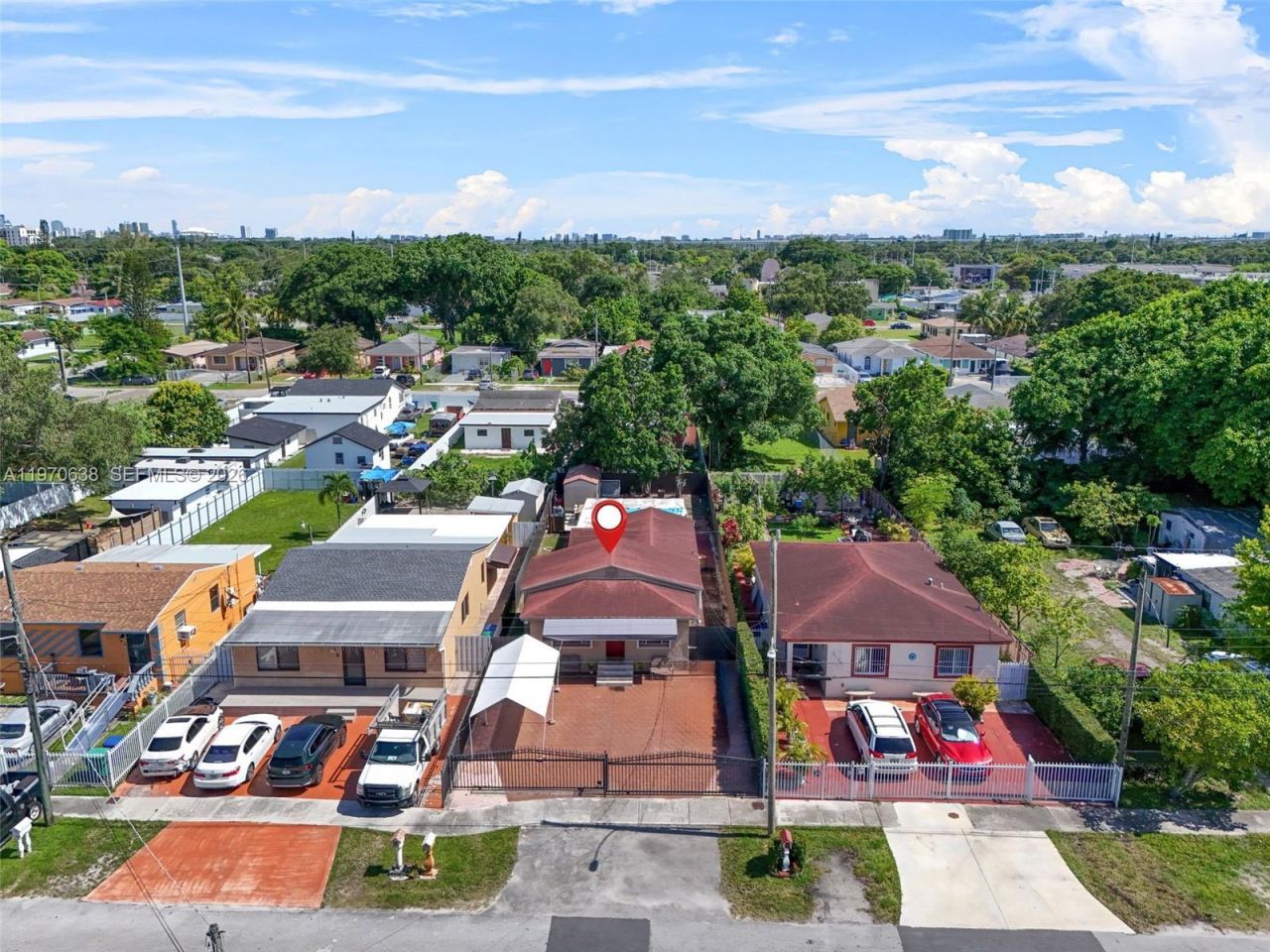 3140 NW 59th St , Miami, FL 33142 Photo