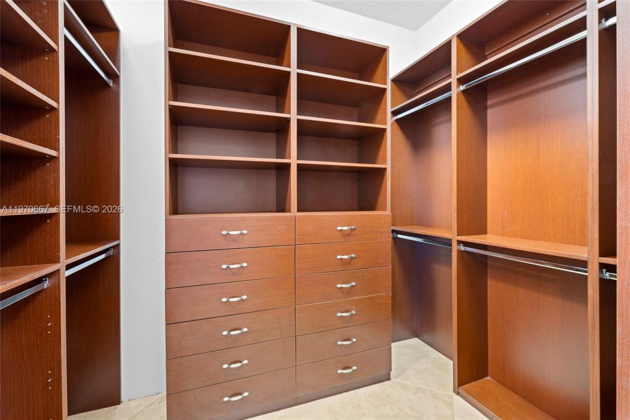 13621 Deering Bay Dr , Unit 601, Coral Gables, FL 33158 Photo