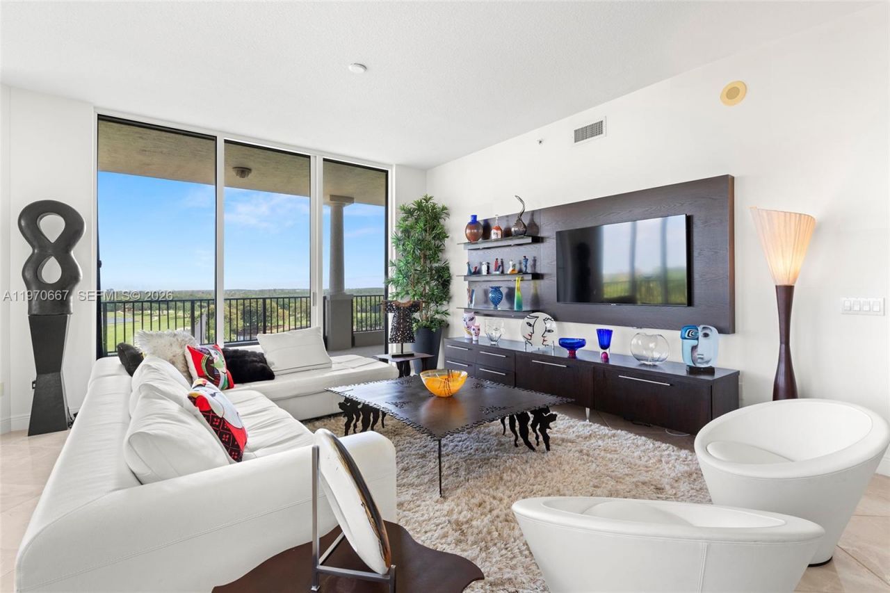 13621 Deering Bay Dr , Unit 601, Coral Gables, FL 33158 Photo