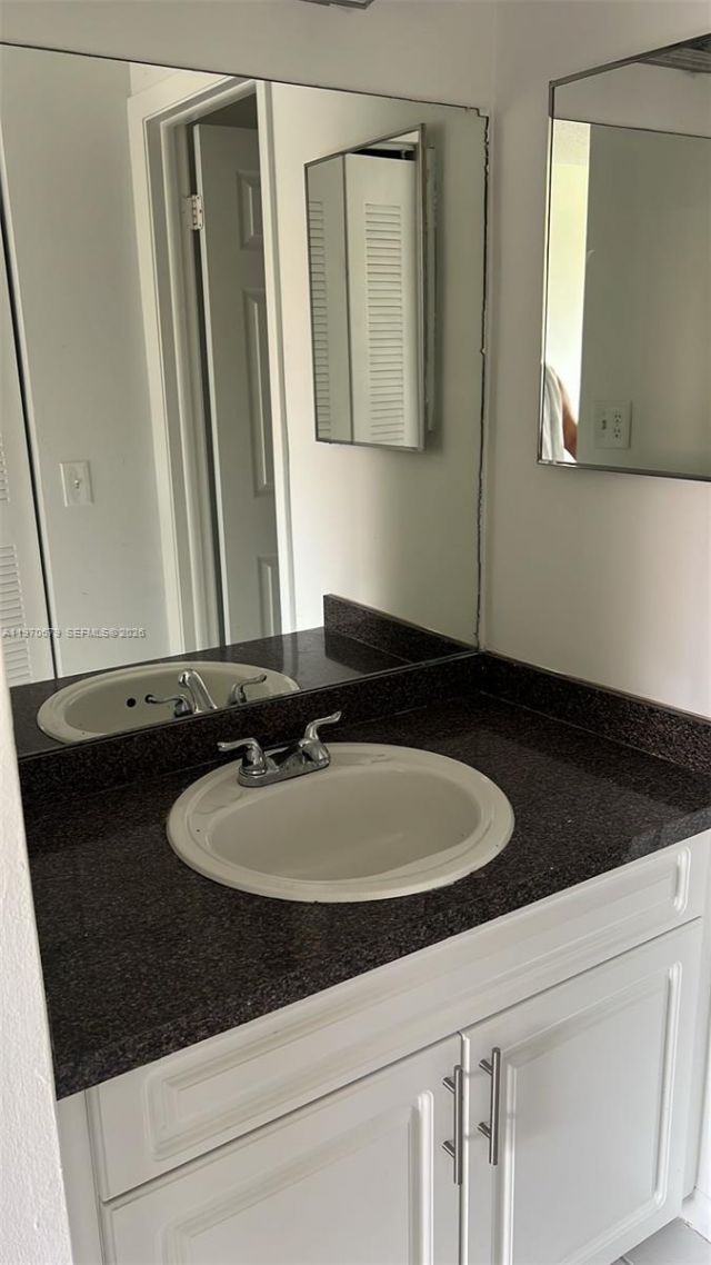 9808 Hammocks Blvd, Unit 203-23, Miami, FL 33196 Photo