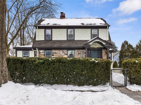 74 Central Parkway, Mount Vernon, NY 10552