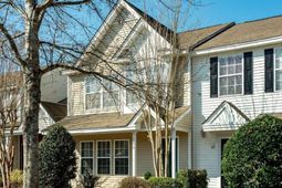 102 Yellow Hawthorn Circle photo 4