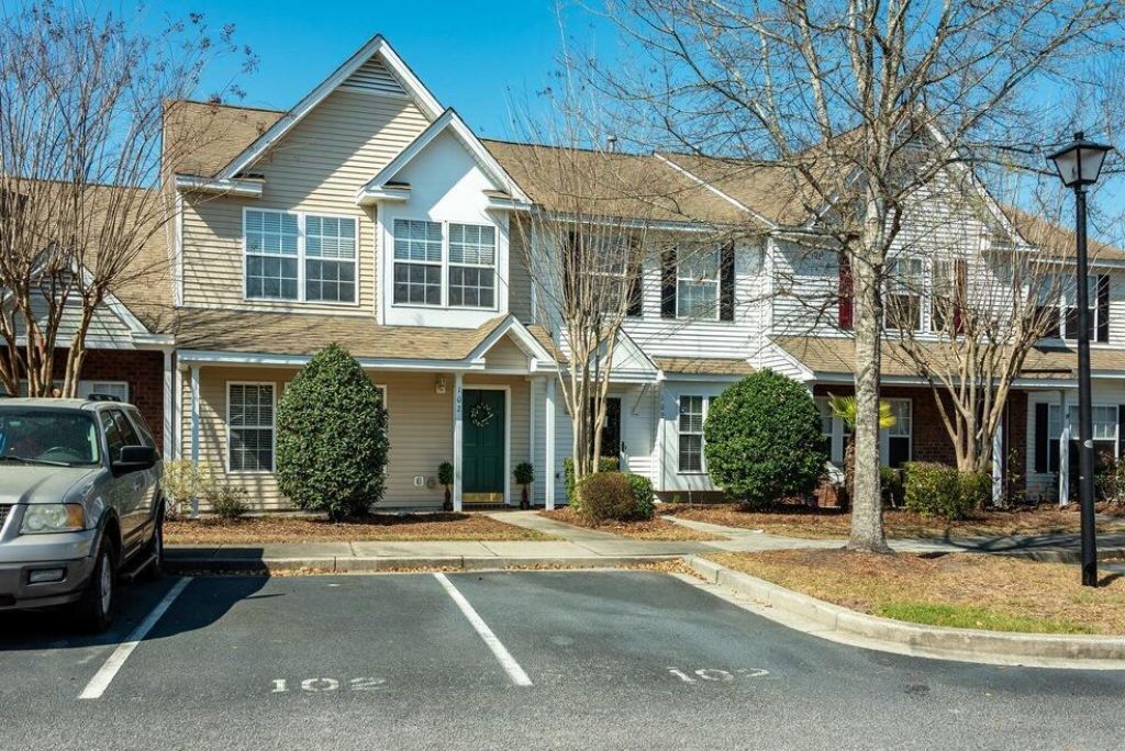 102 Yellow Hawthorn Circle Photo 21