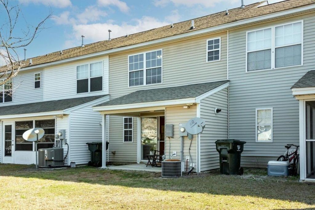 102 Yellow Hawthorn Circle Photo 22