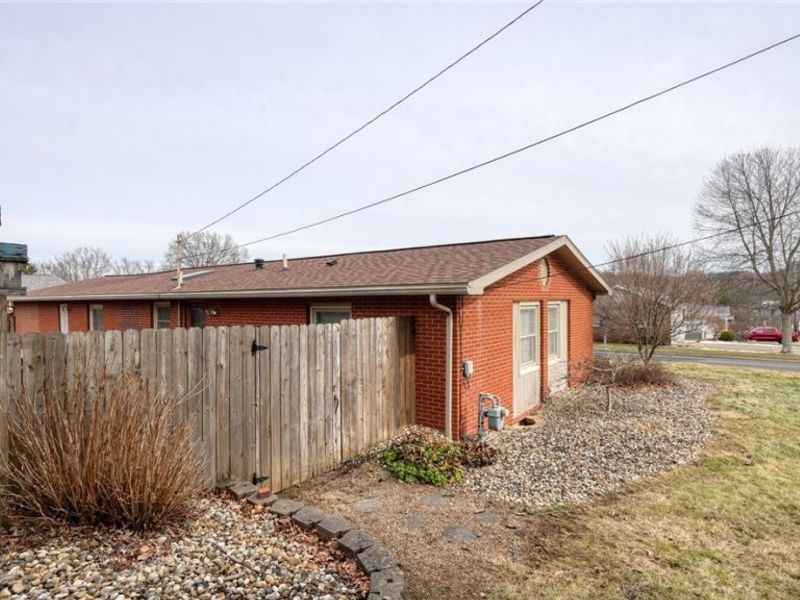 1601 N 13th Street, Cambridge, OH 43725 Photo 2