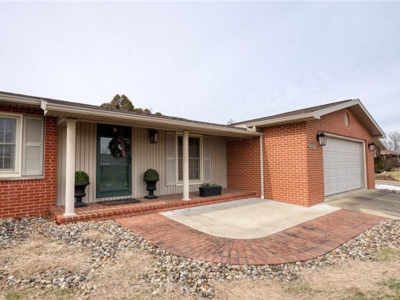 1601 N 13th Street, Cambridge, OH 43725 Photo 3