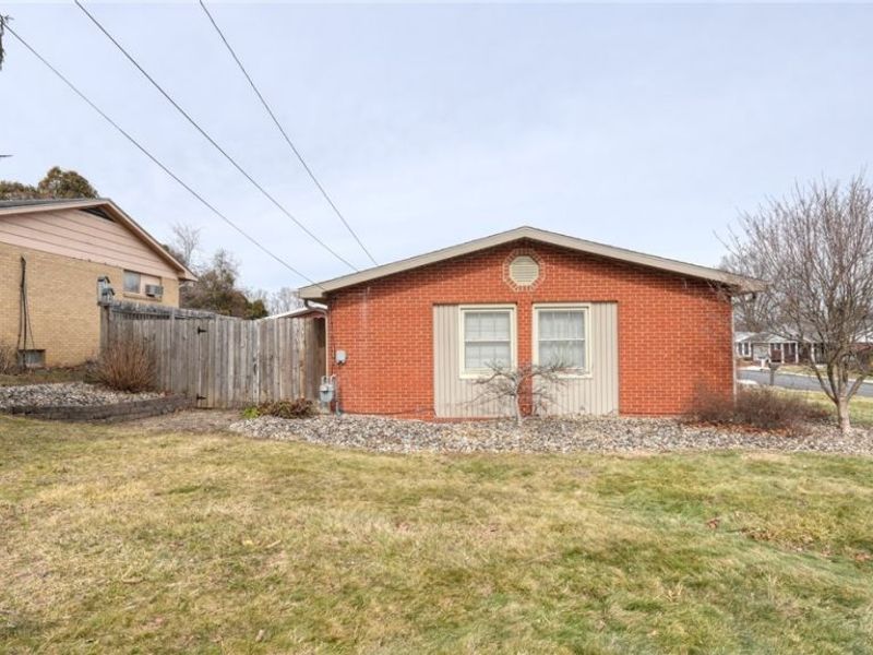 1601 N 13th Street, Cambridge, OH 43725 Photo 4