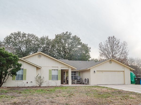 1551 Willow Creek, Seguin, TX 78155