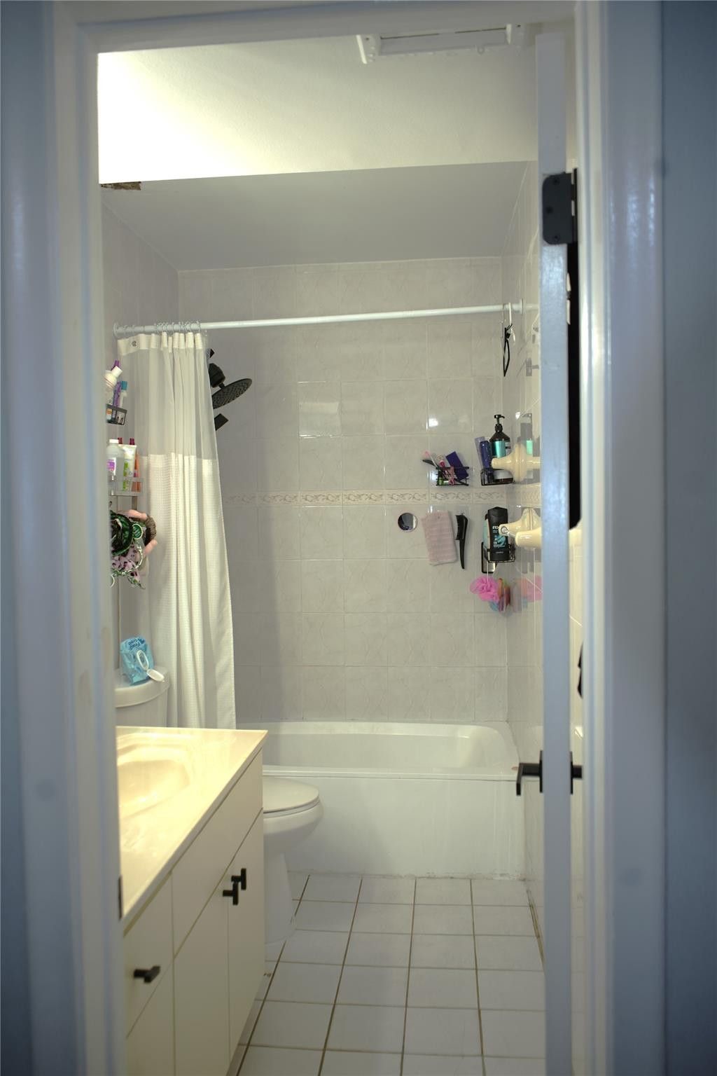 1647 W 72nd Street, Hialeah, FL 33014 Photo