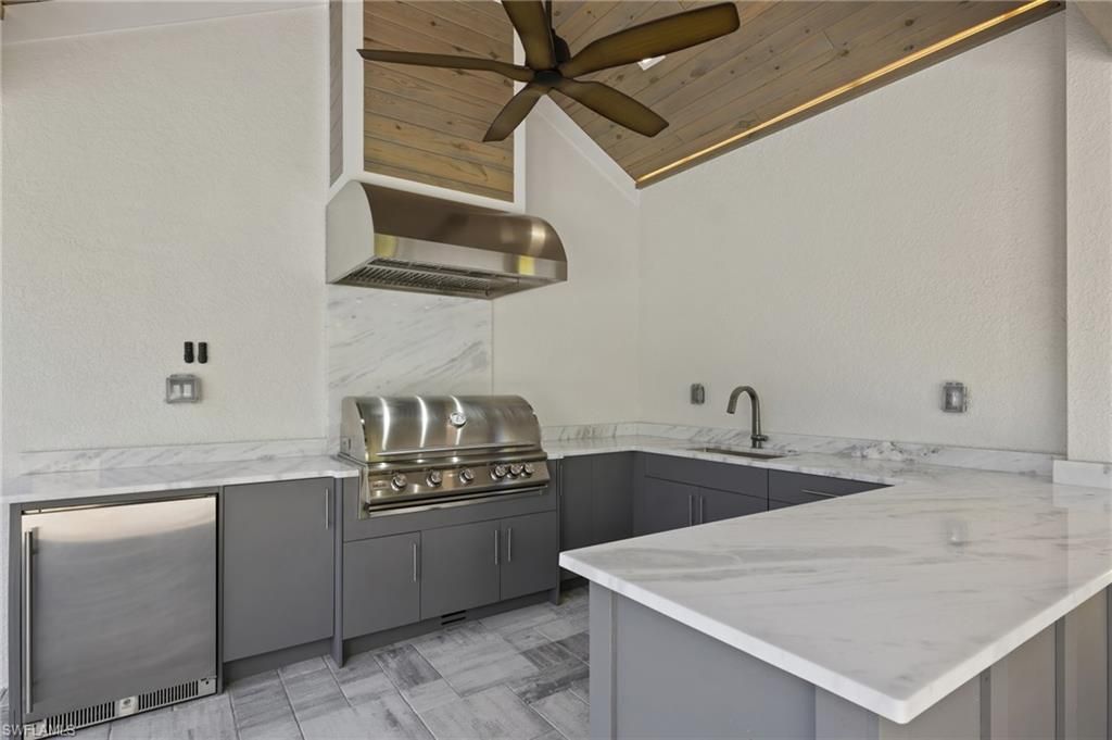 5513 Merlyn Ln, Cape Coral, FL 33914 Photo