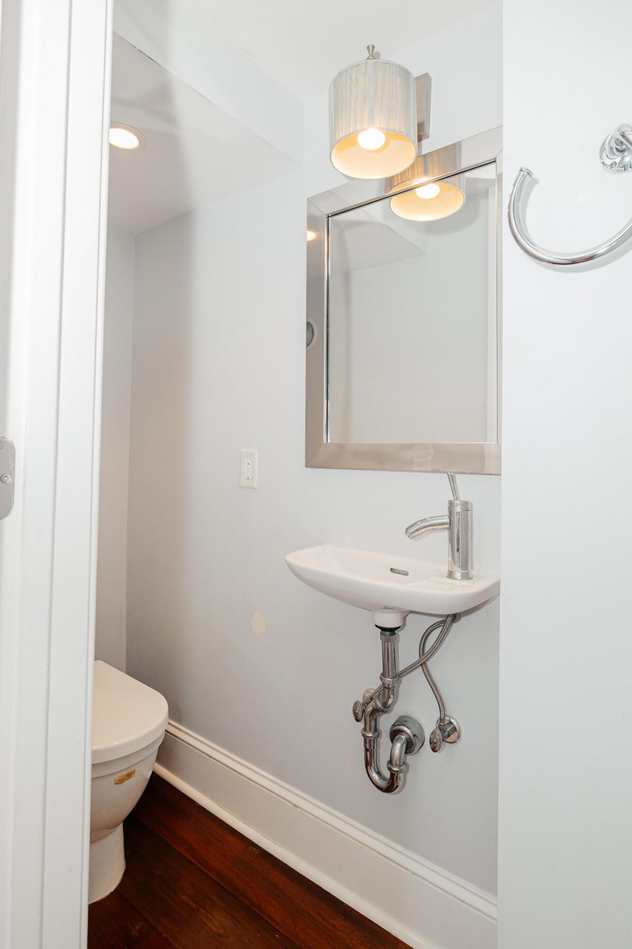 7 Pitt Street Photo 10