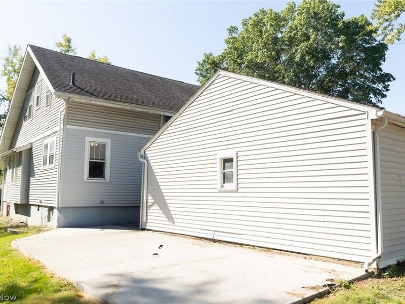 2941 Old Home Road, Akron, OH 44312 Photo 6