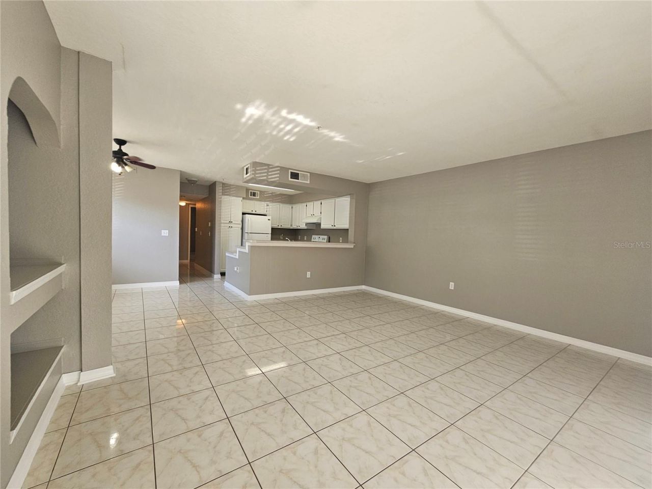 13838 Fairway Island Drive, Unit 1418, Orlando, FL 32837 Photo