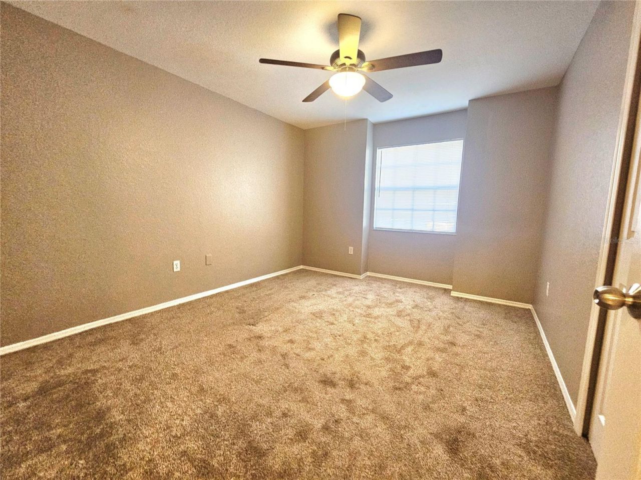 13838 Fairway Island Drive, Unit 1418, Orlando, FL 32837 Photo