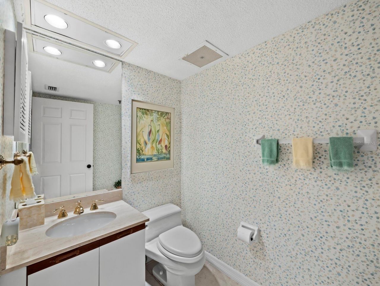 1445 Gulf Of Mexico Drive, Unit 103, Longboat Key, FL 34228 Photo