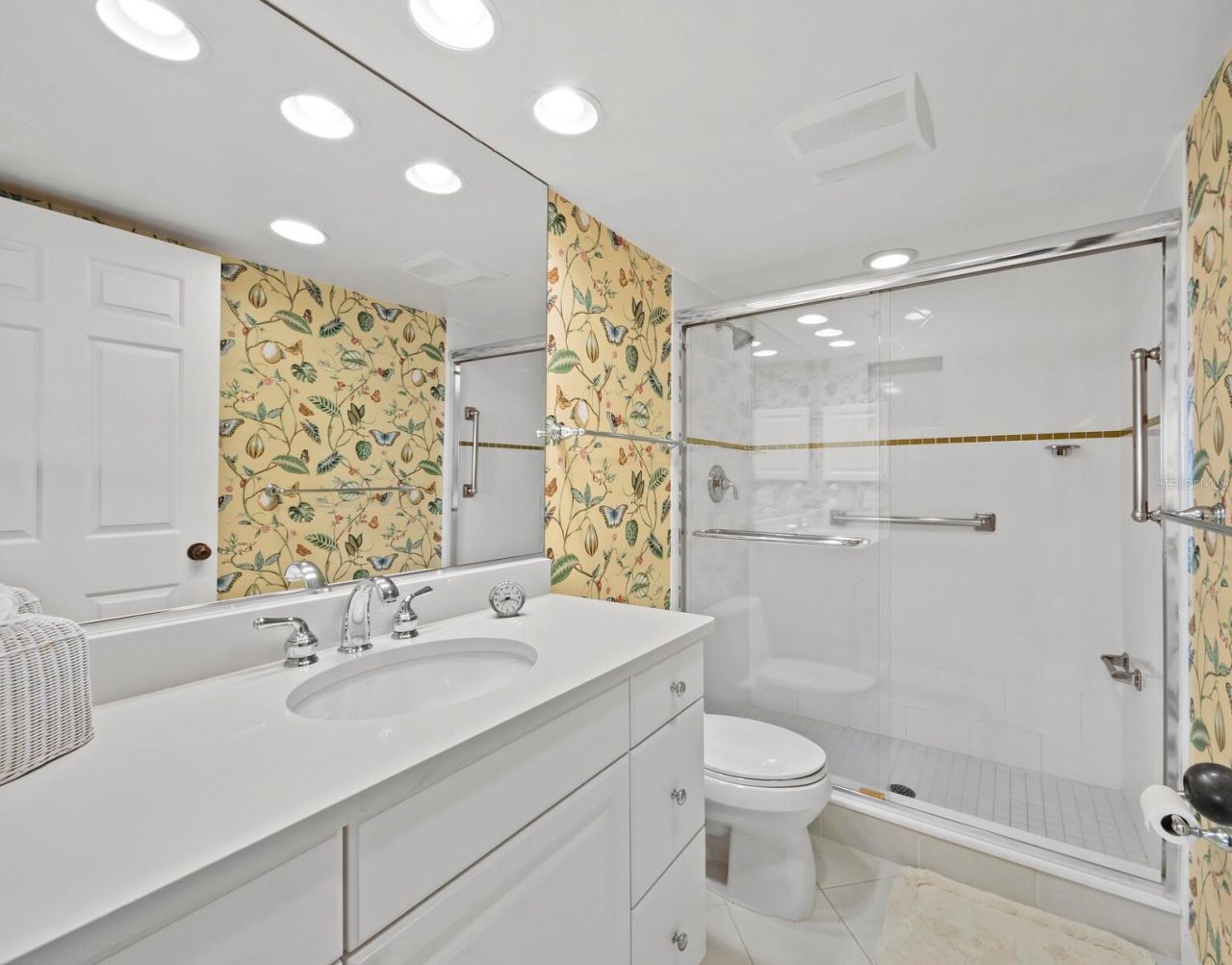 1445 Gulf Of Mexico Drive, Unit 103, Longboat Key, FL 34228 Photo