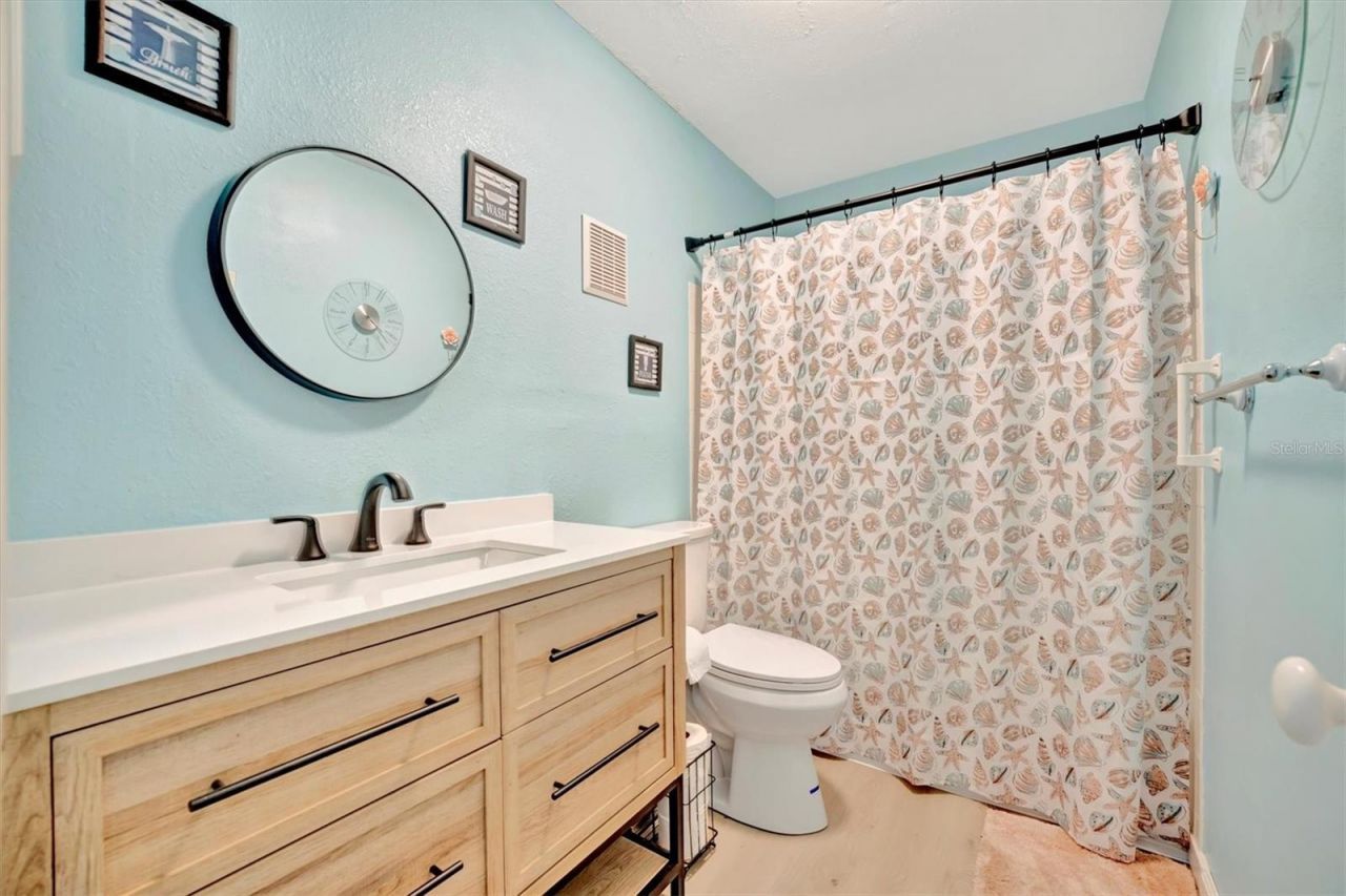 4105 35th Avenue W, Unit 3, Bradenton, FL 34205 Photo