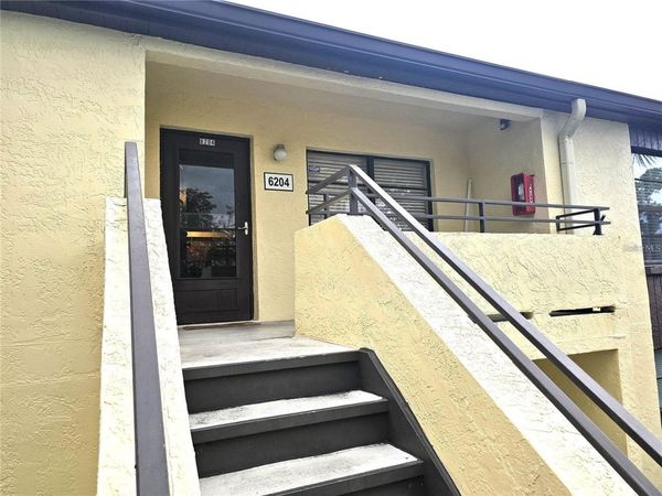 13608 S VILLAGE DRIVE, Unit 6204, TAMPA, FL 33618