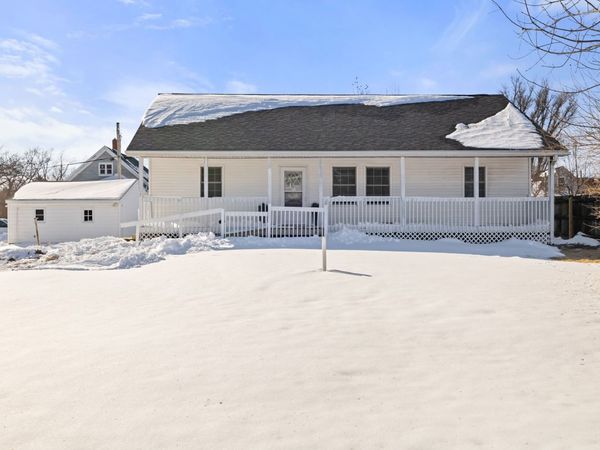 105 River Street, Cambridge, IA 50046