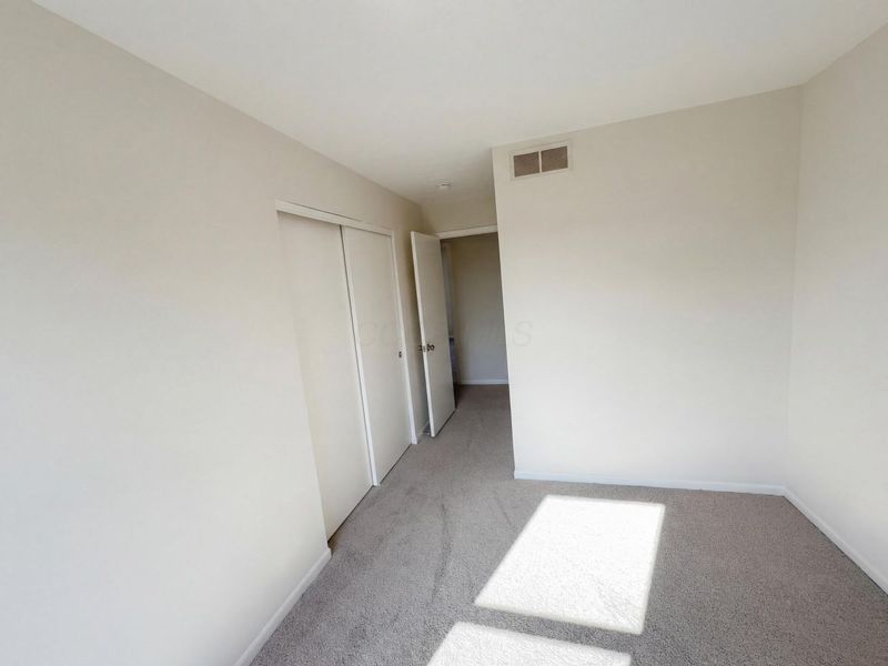 1174 Onaway Court, Columbus, OH 43228 Photo 16