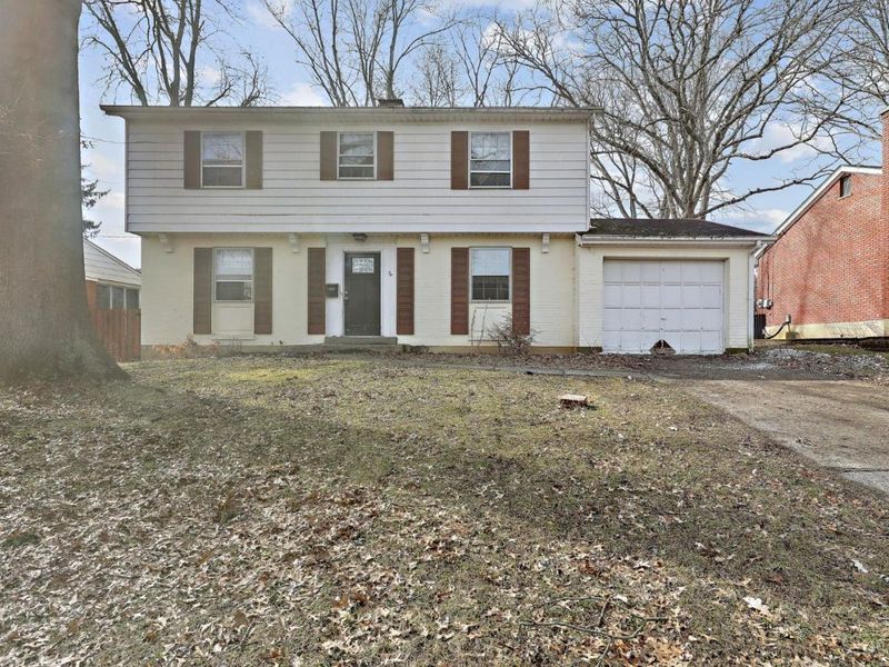 38 Handel Lane, Greenhills, OH 45218 Photo 1