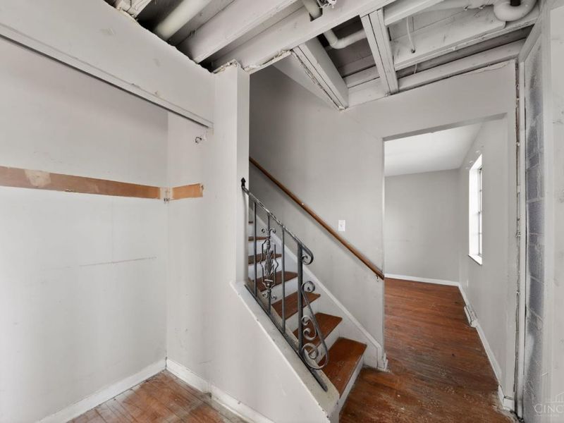 38 Handel Lane, Greenhills, OH 45218 Photo 26