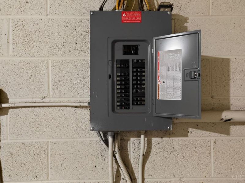 38 Handel Lane, Greenhills, OH 45218 Photo 29