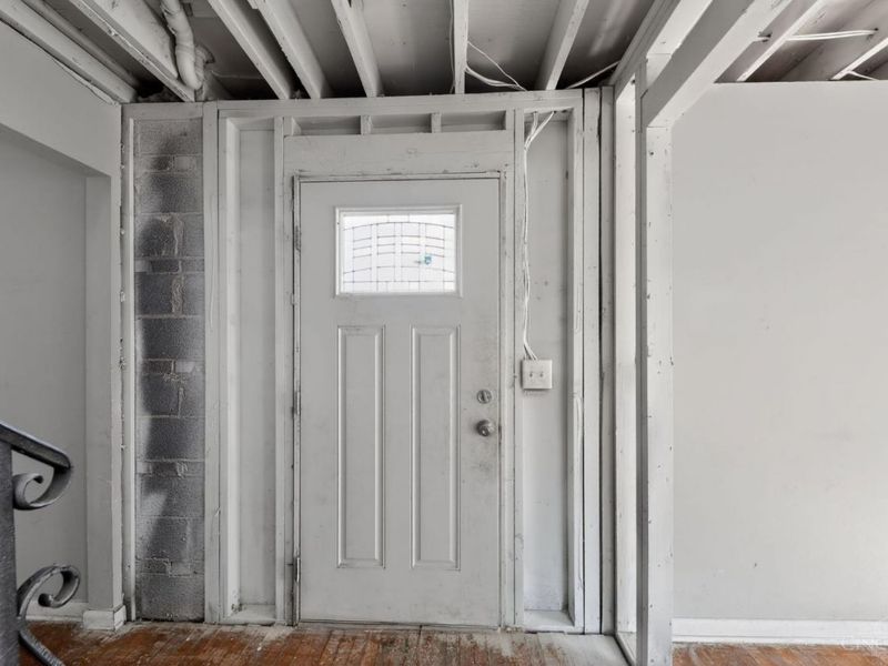 38 Handel Lane, Greenhills, OH 45218 Photo 5