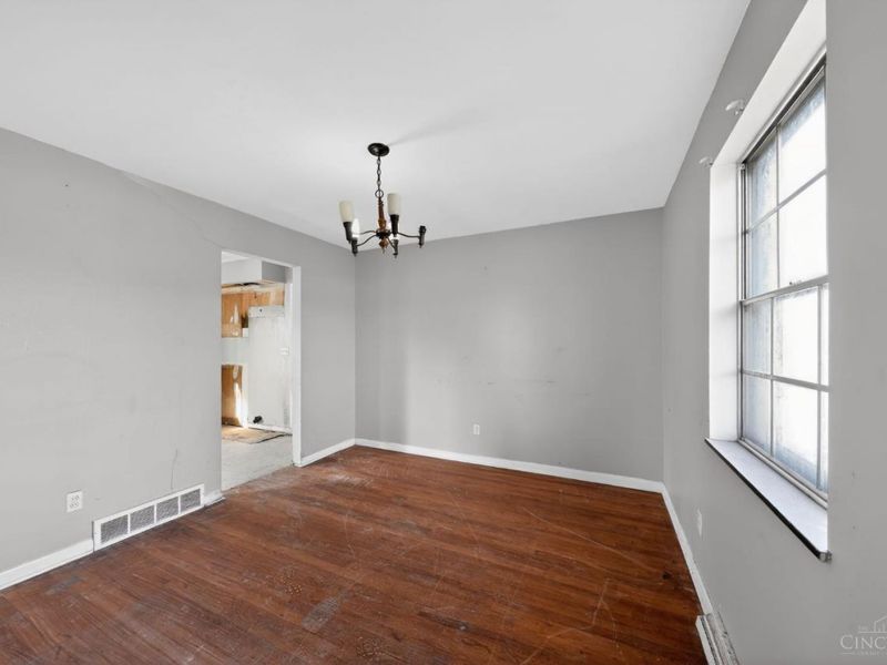 38 Handel Lane, Greenhills, OH 45218 Photo 9