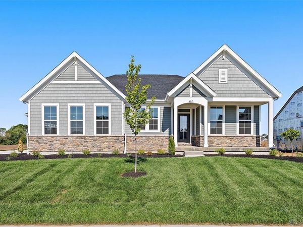 407 S Landon Lane, Springfield, OH 45505