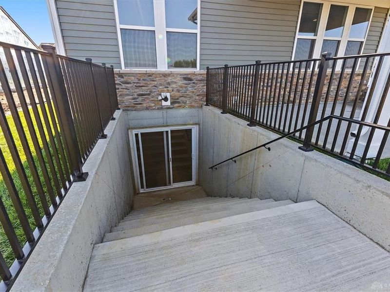 407 S Landon Lane, Springfield, OH 45505 Photo 28
