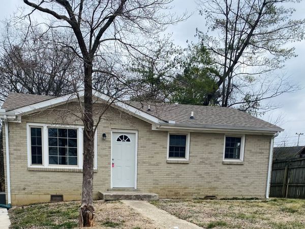 694 Shelton Ct, Clarksville, TN 37040