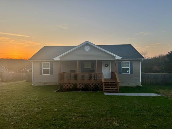 426 Edgewood St, Alexandria, TN 37012