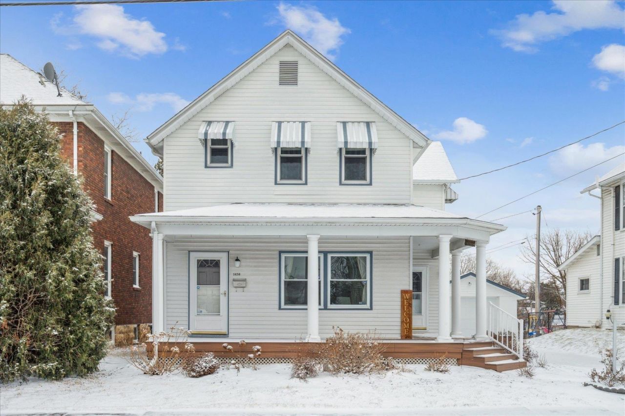 1458 Mount Pleasant Street, Dubuque, IA 52001 Main Photo