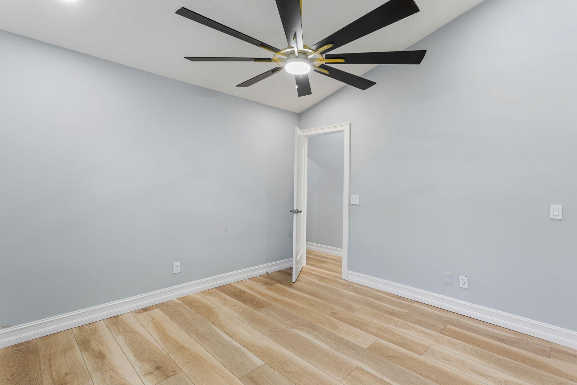 2098 SE Floresta Drive, Port Saint Lucie, FL 34984 Photo