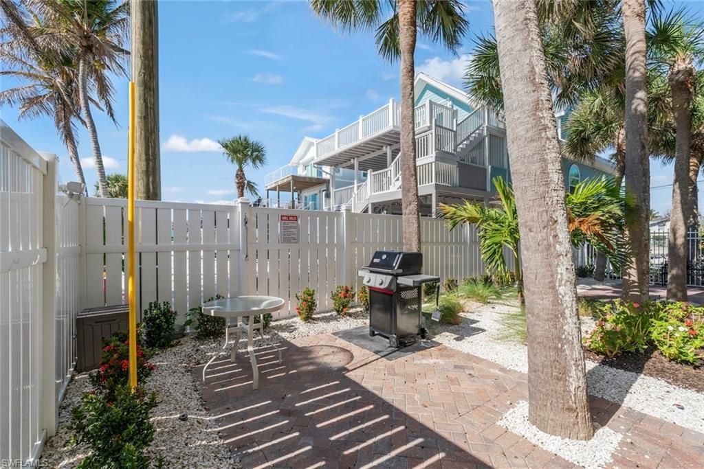 5480 Estero Blvd, Unit 103, Fort Myers Beach, FL 33931 Photo