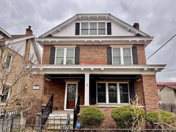 1307 13th Street, Huntington, WV 25701