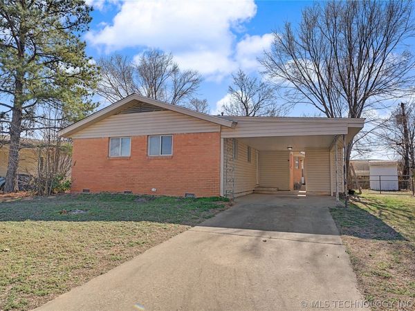 408 E E Street, Jenks, OK 74037