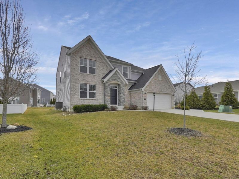 1472 Shawnee Drive, Marysville, OH 43040 Photo 2